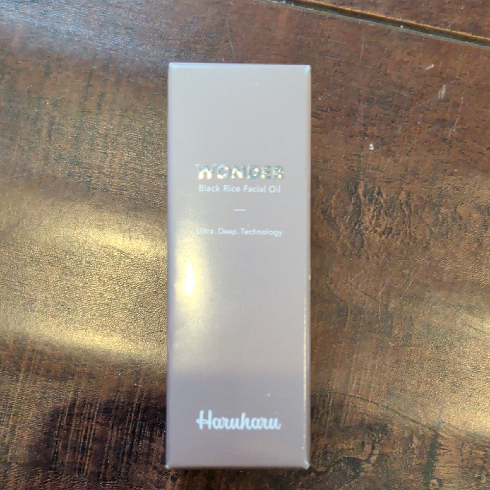 WONDER Black Rice Facial Oil - Lavender Bottle